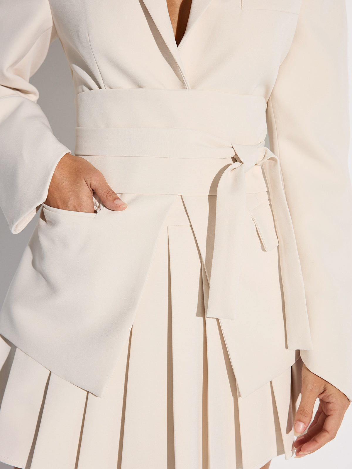Blazer Ceinturé Clarisse à Taille Marquée, vue 6