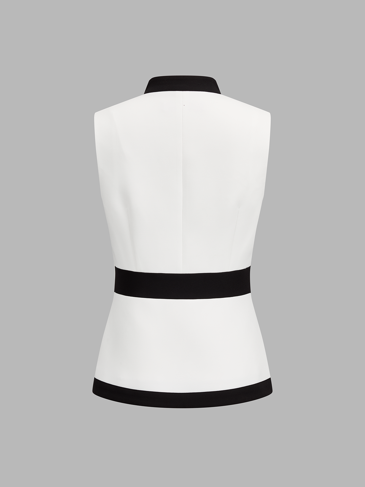 Gilet Clara à Col Montant et Détails Dorés, vue 3