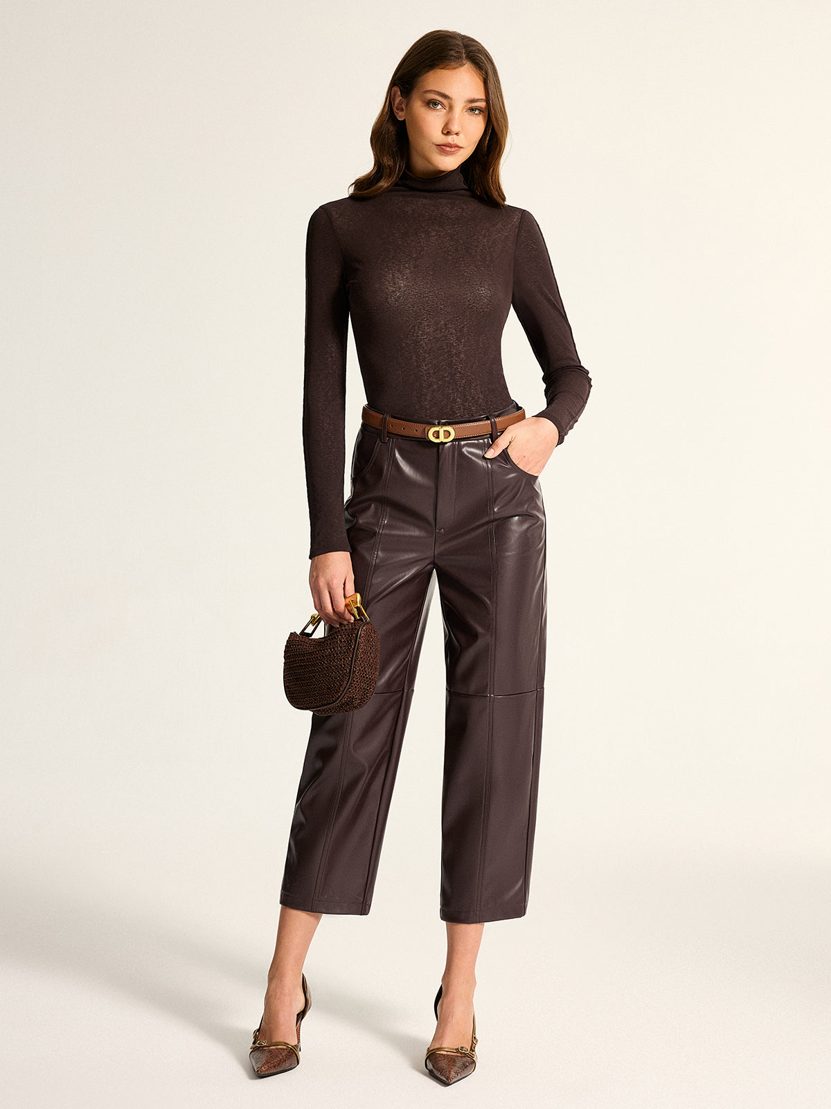 Pantalon Court Hortense en Simili Cuir, vue 1