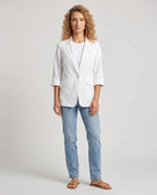 Blazer d'été fin à un bouton blanc Constance, vue de face en studio