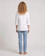 Blazer d'été fin à un bouton blanc Constance, vue de dos en studio