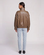 Blouson effet cuir à col montant camel Octavie, vue de dos en studio