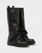 Bottes à guêtre repliée Wanda — Noir, paire en packshot studio