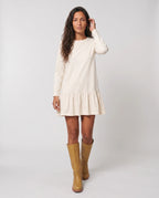Bottes hautes à talon empilé effet cuir Nicolette — Camel, portées en plein pied studio