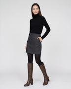 Bottes hautes a talon rond en simili Sylvanie Chocolat Foncé — portées en pied