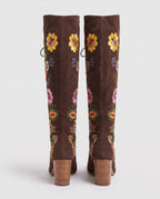 Bottes hautes lacées en suédine brodée Laurentine Brun Cacao — packshot, second angle