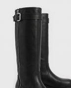 Bottes motardes hautes à zip et boucle Axelle — Noir, détail du zip avant et de la bride à boucle