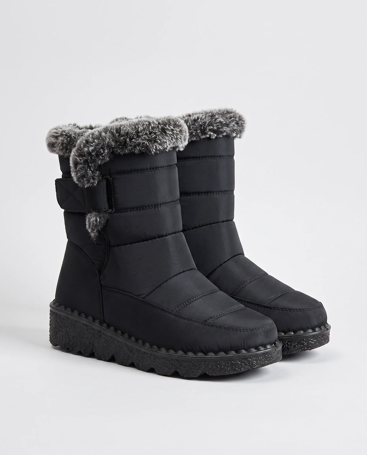 Bottes de neige matelassées imperméables Astride — Noir, paire en packshot studio