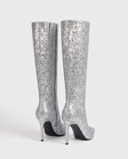 Bottes hautes à paillettes à talon aiguille Amarante — Argent, paire vue de trois quarts arrière en studio