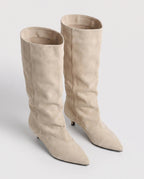 Bottes souples à petit talon en suédine Bernadette — Beige, packshot vue complémentaire