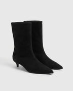 Bottines pointues à talon kitten Nathalène — Noir, paire en packshot studio