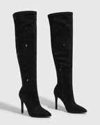 Cuissardes en suédine à strass Bérangère — Noir, paire vue de trois quarts en studio