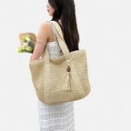 Grand sac à main cabas en paille avec pompon Naïma - image 10