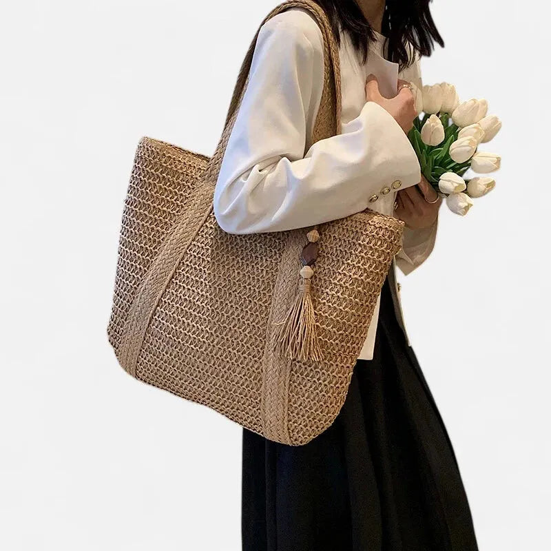 Grand sac à main cabas en paille avec pompon Naïma - image 7