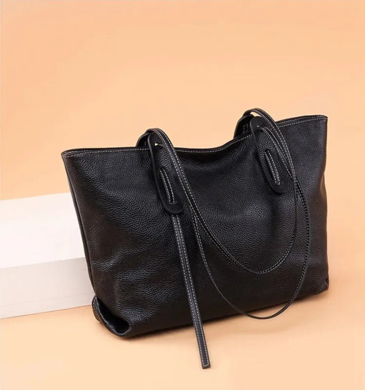 Grand sac à main cabas grainé Clara - image 8