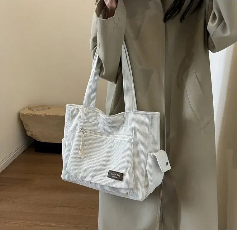 Grand sac à main cabas multipoches en velours côtelé Léonie - image 23