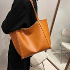 Grand sac à main cabas souple avec pochette assortie Amandine - image 18