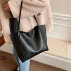Grand sac à main cabas souple avec pochette assortie Amandine - image 5