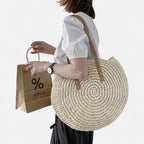 Grand sac à main rond en paille Maëva - image 3