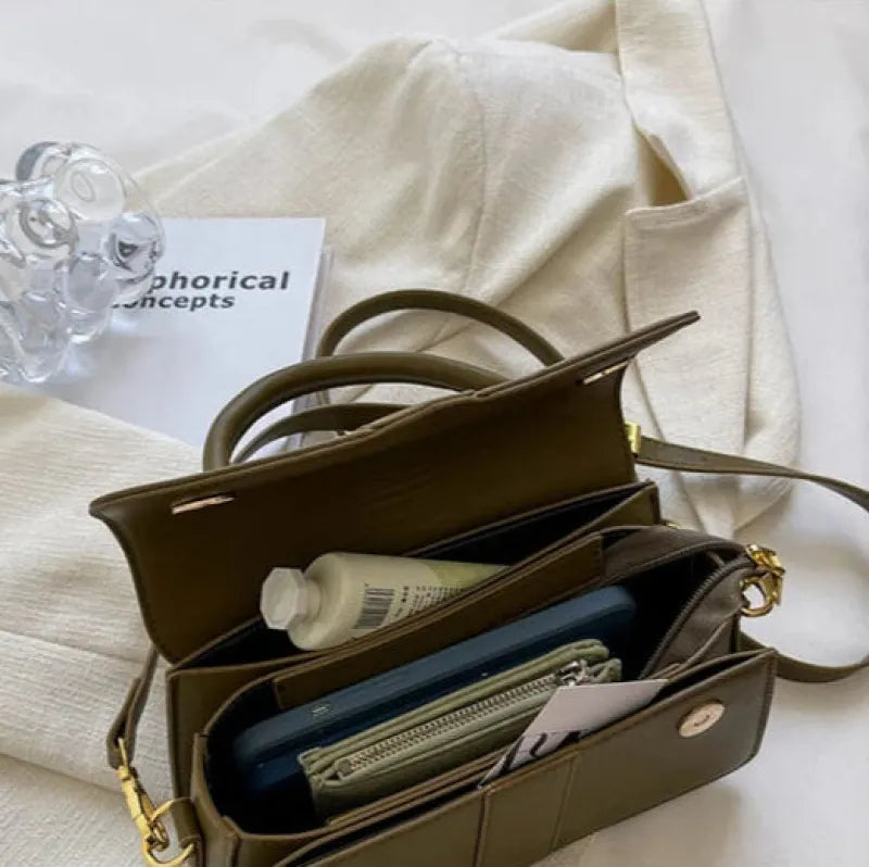 Petit sac à main bandoulière à rabat Amalia - image 4