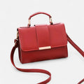 Petit sac à main bandoulière à rabat aux finitions doré Maëlys - Rouge - image 10
