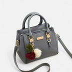 Petit sac à main bandoulière avec son charms pompon Louna - Gris - image 22