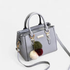 Petit sac à main bandoulière avec son charms pompon Louna - Gris clair - image 23