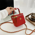 Petit sac à main bandoulière cubique matelassé au finition doré Aurore - image 23