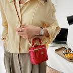 Petit sac à main bandoulière cubique matelassé au finition doré Aurore - image 25