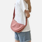 Sac à main banane demi-lune en tissu tendance Monique - image 4