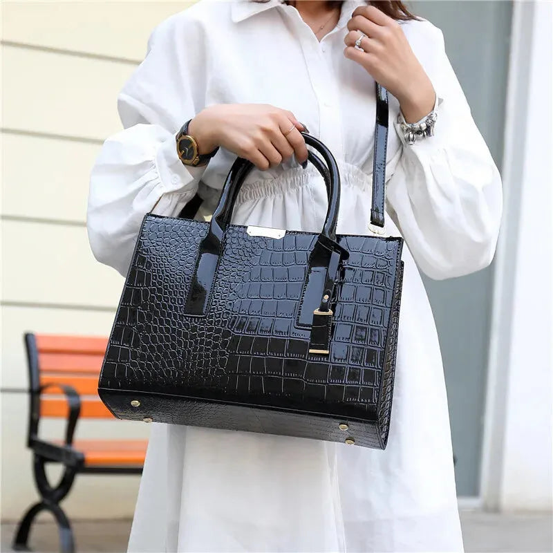 Sac à main bandoulière imitation croco Isabelle - image 17