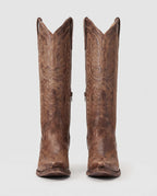 Bottes santiags hautes brodées effet cuir huilé Régine — Brun Vieilli, paire en packshot studio