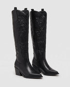 Bottes santiags hautes à talon effet cuir Anastasie — Noir, paire vue de trois quarts studio